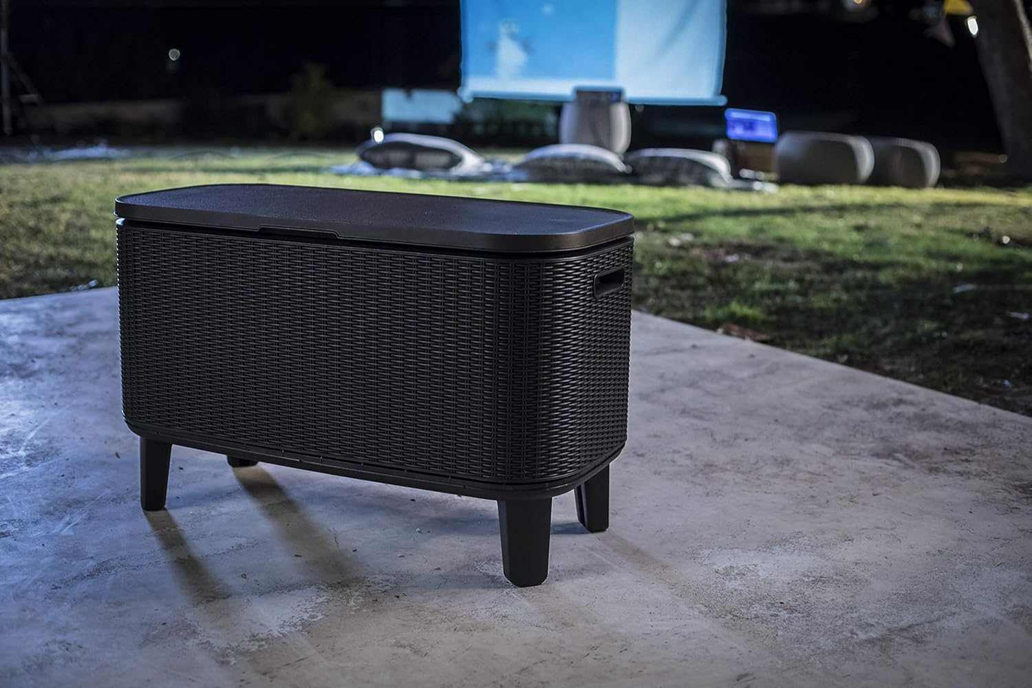 Outdoor Cocktail Table With Insulated 60L Cooler - EVERNEST HOME & GARDEN